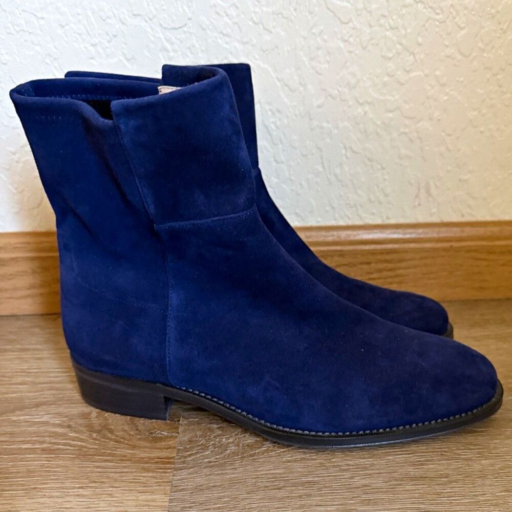 Stuart Weitzman Blue Suede Almond Toe Pull On Ankle Bootie Women's 7.5M